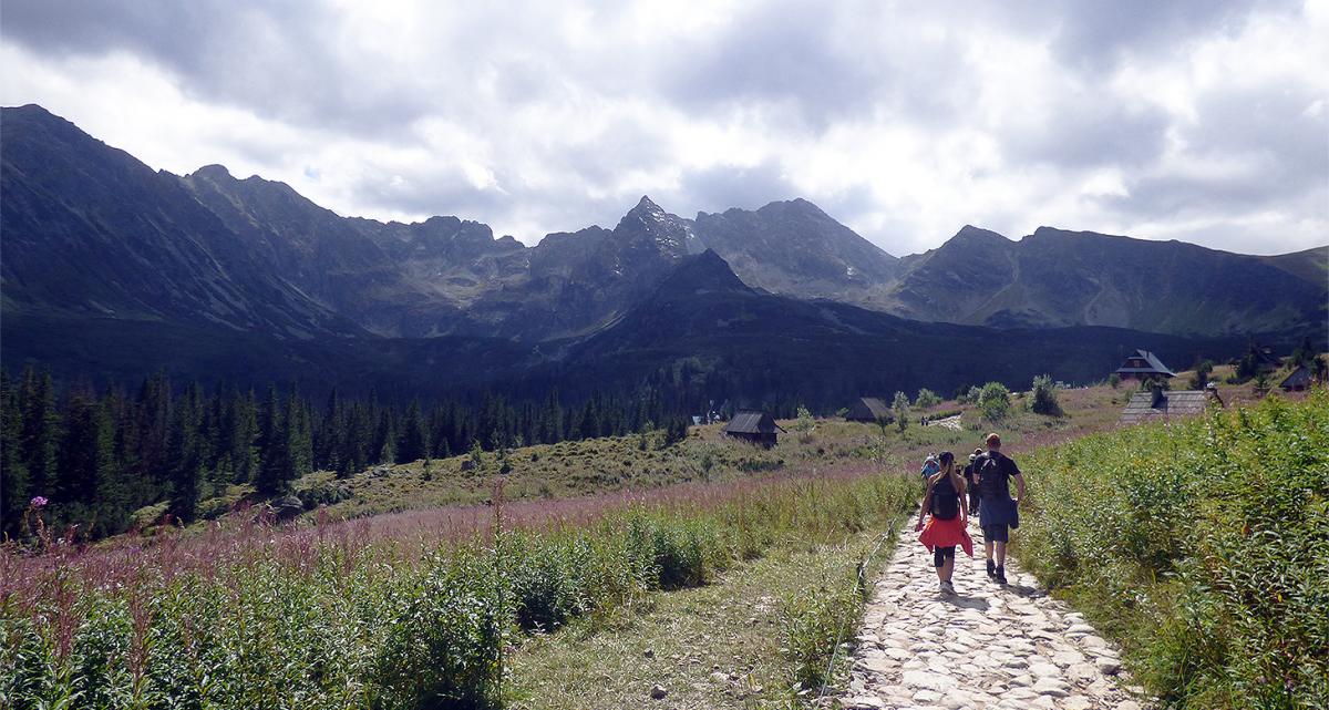 Łatwe trasy w Tatrach – najlepsze propozycje na rodzinne górskie wycieczki