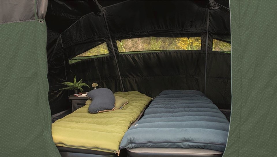 Jaki namiot|Sypialnia w namiocie rodzinnym z serii Ashwood, prod. Outwell