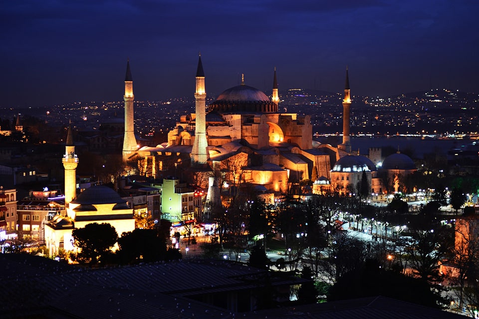 Minaret na sułtańskim szlaku - Stambuł, Hagia Sophia|Minarety na sułtańskim szlaku - Stambuł, meczet Hagia Sophia